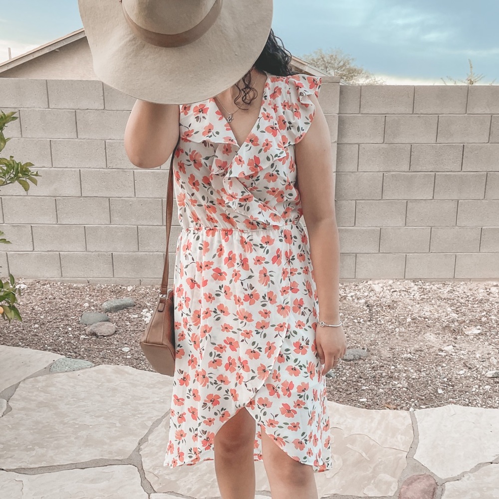 ‼ Orange Flores Dress Fall-Ready with Ruffles - Picture 1 of 4